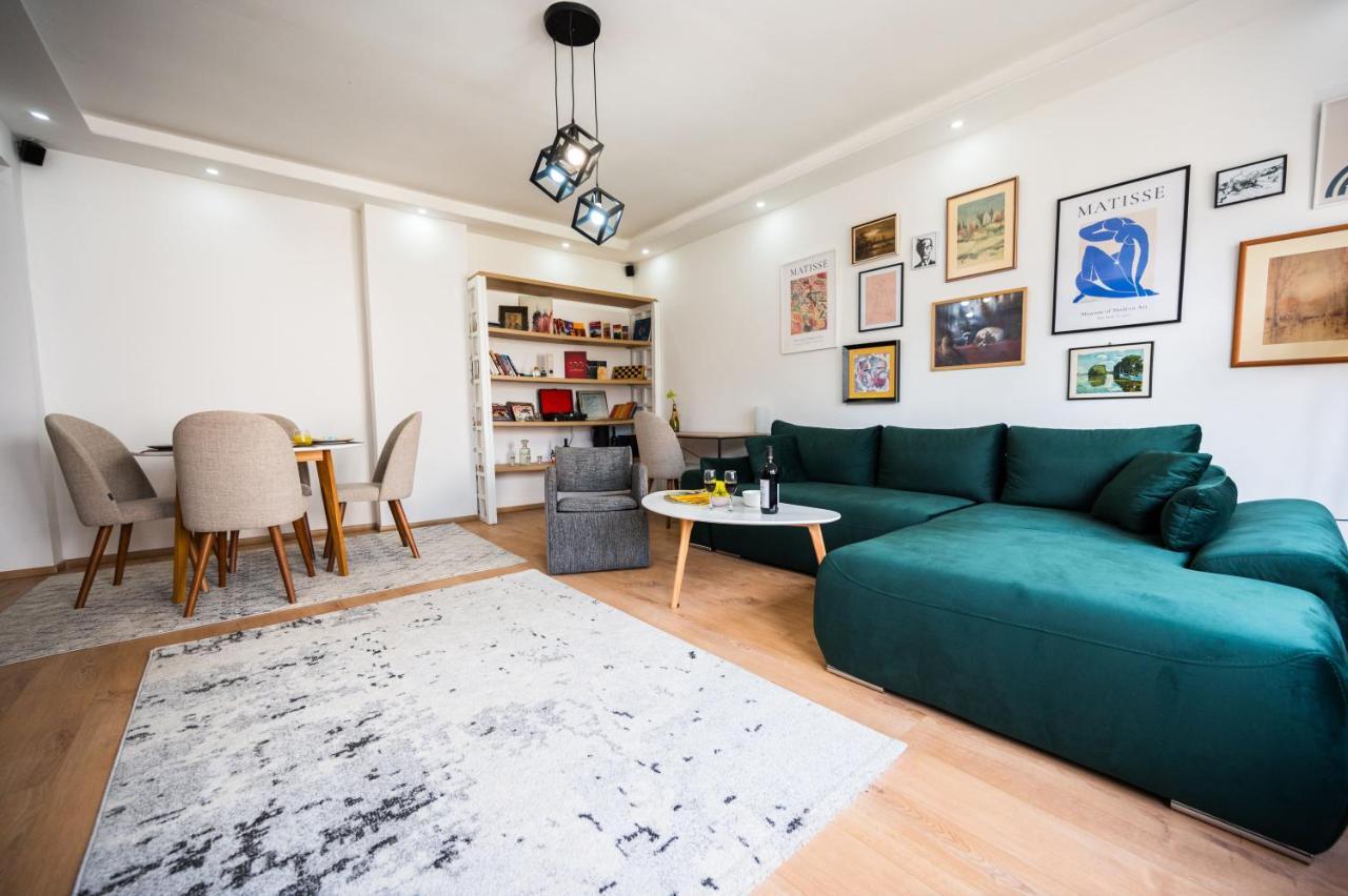 Spacious And Bright 2Bdr Apartment In The Old Town SJJ Eksteriør bilde
